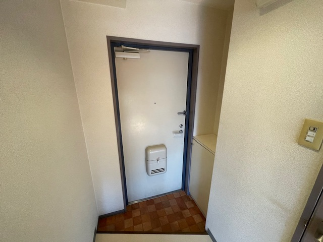 【玄関】