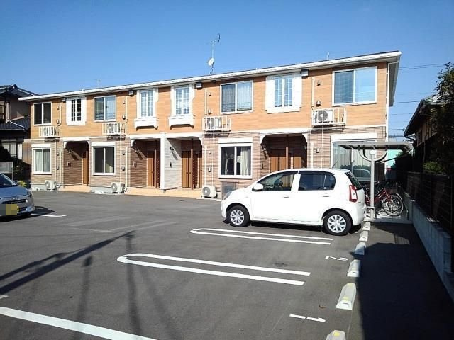 ジュネスの外観