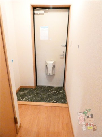 アンジュールの玄関