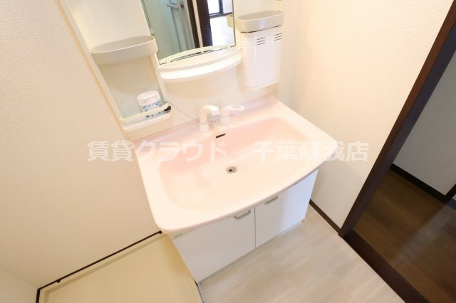 クレスト南町の洗面所|脱衣スペースもあります