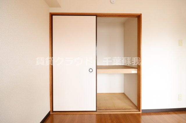 クレスト南町の収納|押入