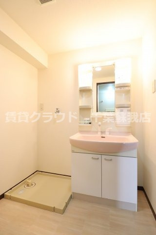 クレスト南町の洗面所|スペースが確保できる洗面所です