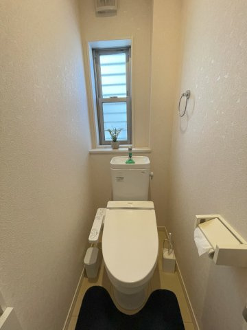 200㎡越え宅地！足利市西新井間　中古戸建のトイレ|トイレもきれいです