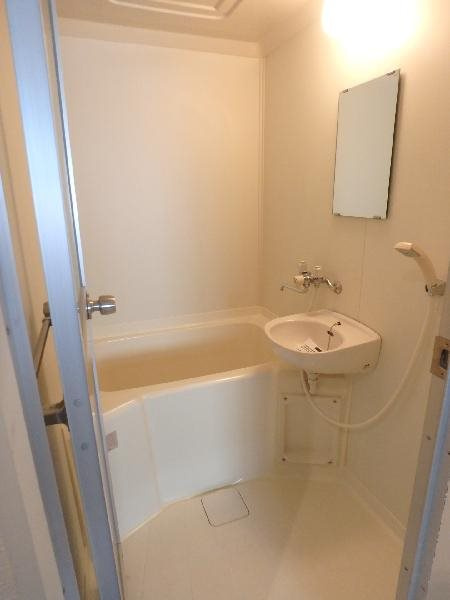 田中マンションⅡの浴室