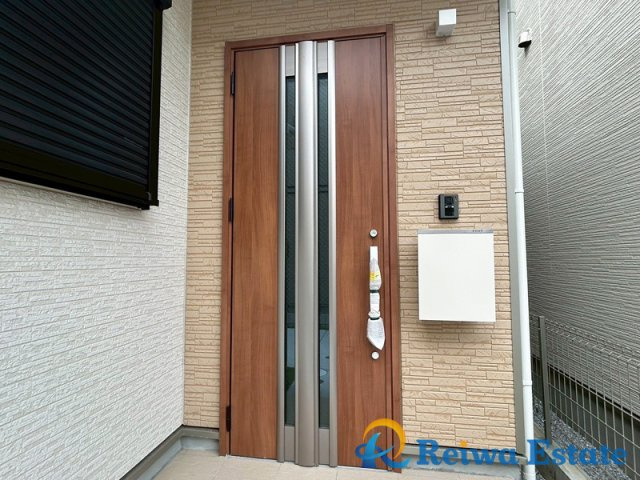 新築戸建　茅ヶ崎市中島の玄関
