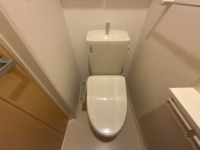 オリーブ赤穂Ⅱのトイレ