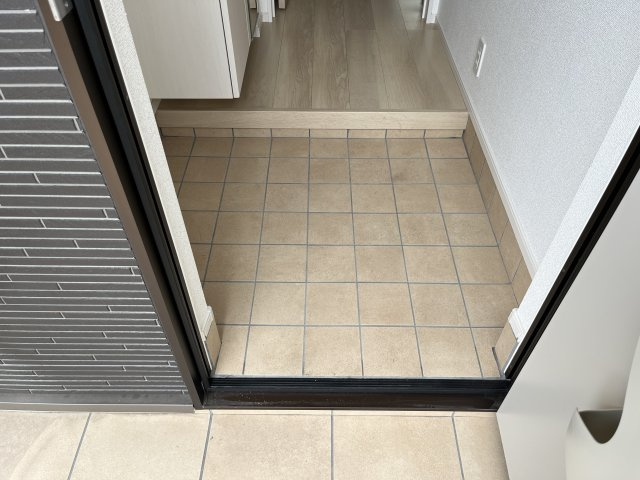 エスペランサ西庄の玄関