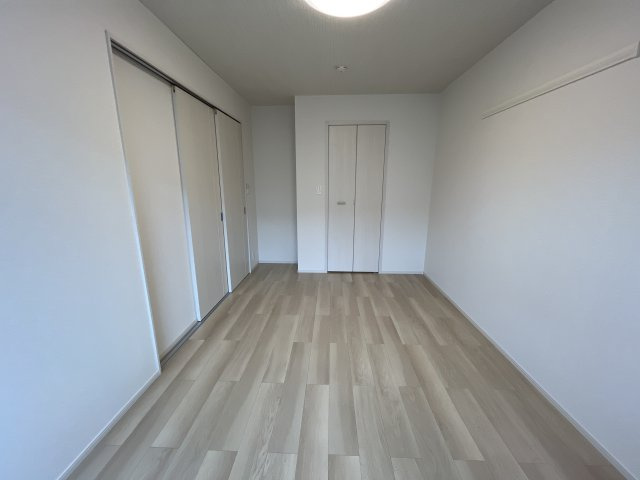 エスペランサ西庄の寝室