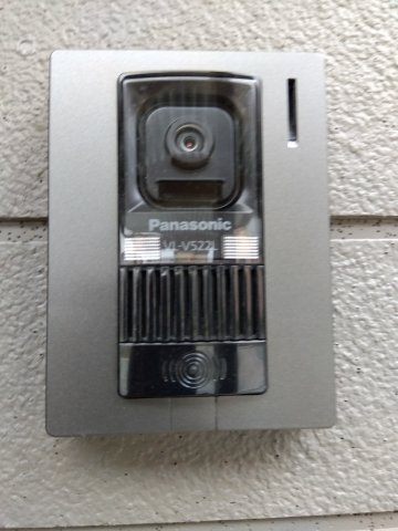 新井田西1丁目の防犯設備|モニター付きインターホン！防犯に役立つので小さなお子さんがいらっしゃるご家庭でも安心。外の様子を確認することもできます！