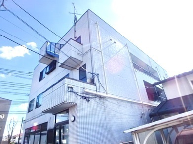 小金井市中町２丁目の賃貸マンションの外観