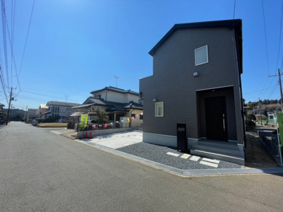 【前面道路含む現地写真】 | 富里市立沢新田23-1期１号棟 | 即日のご見学も可能です。お気軽に0476-37-3888までお問合せ下さい。