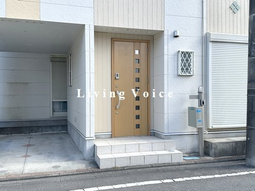 【エントランス】 | 【仲介手数料０円】相模原市南区相模台7丁目　中古一戸建て | 相模原市南区相模台7丁目　中古一戸建て