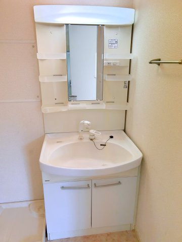 ムーンライフの独立洗面台