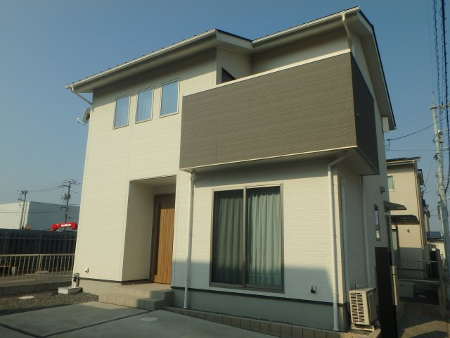 中島戸建の外観