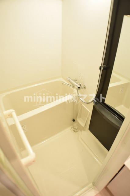 エスリード難波グレイスの浴室