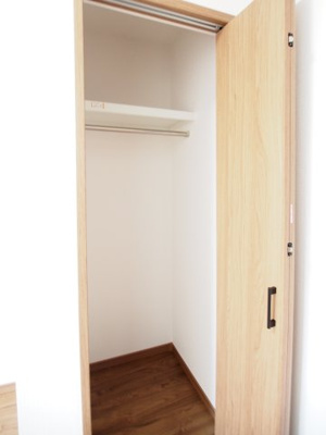 【洋室】 | パパまる　郷野目　１号棟