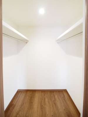 【洋室】 | パパまる　郷野目　１号棟