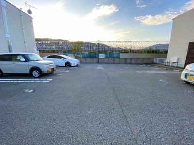 【駐車場】 | クレシア