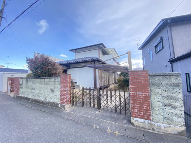 郡山市深沢２丁目　古家付き売地　桜小・第三中の外観