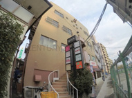 足立ビルの画像