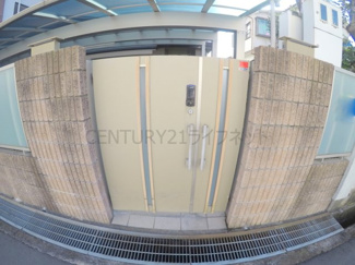 【エントランス】