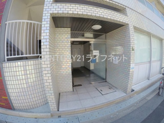 【エントランス】