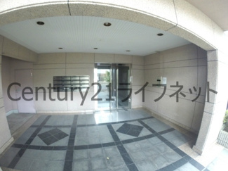 【エントランス】