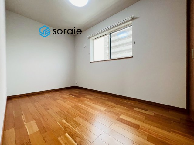 入間市扇町屋　A号棟の洋室