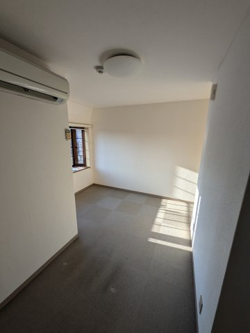 吉恵ハイツの居間・リビング