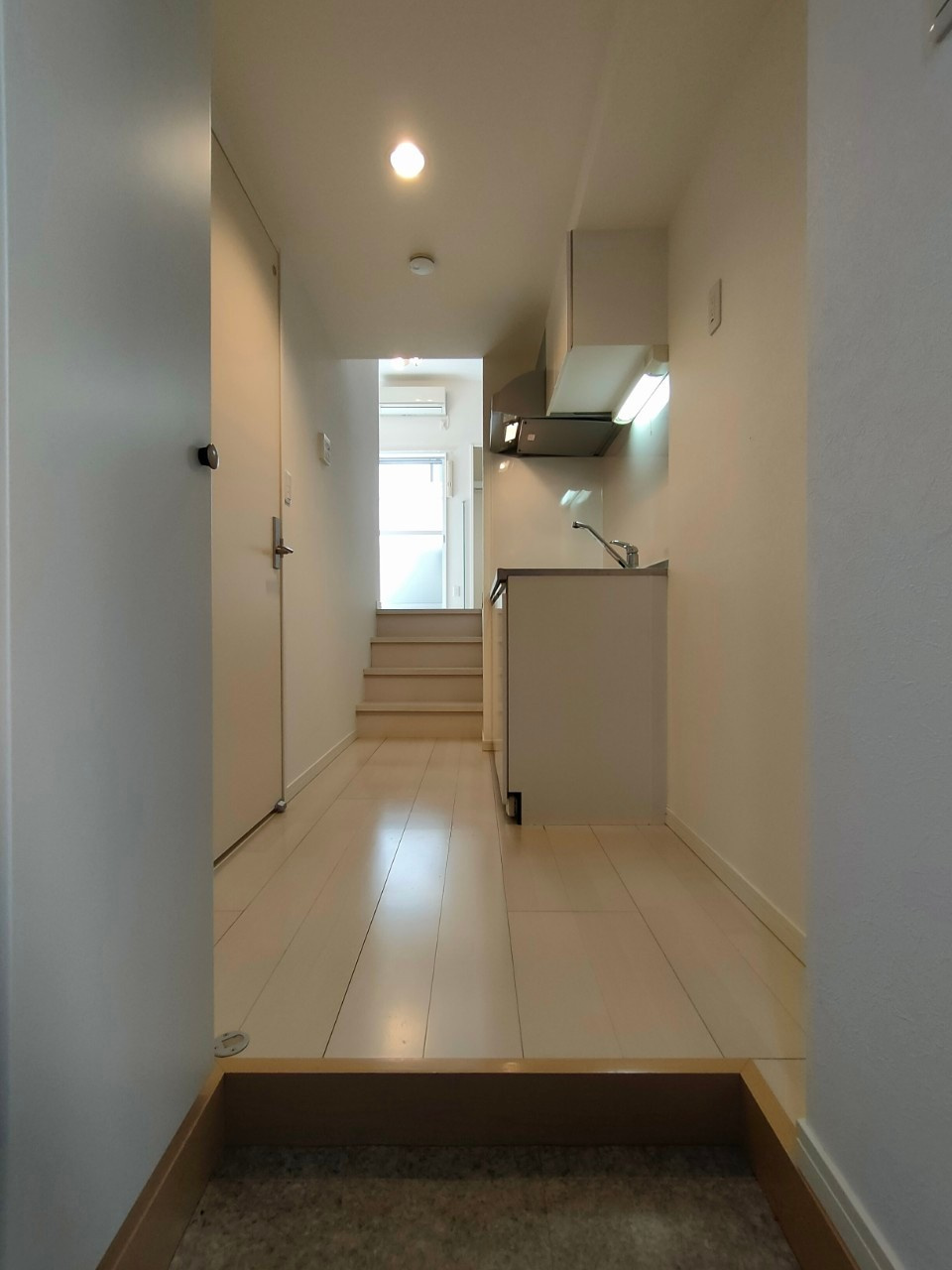 アネックス山脇　名古屋市賃貸　仲介手数料無料の玄関