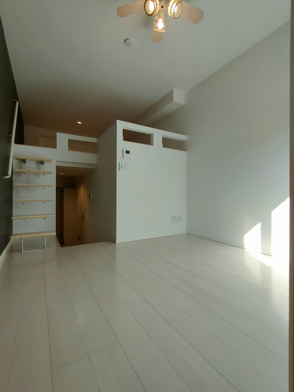 アネックス山脇　名古屋市賃貸　仲介手数料無料の居間・リビング