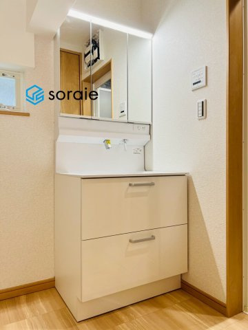 入間市扇町屋　中古戸建　B号棟の独立洗面台