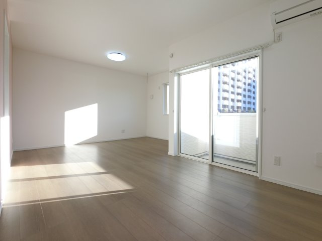 【居間・リビング】