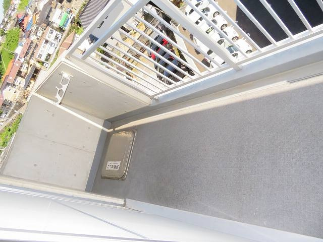 MGビルのバルコニー