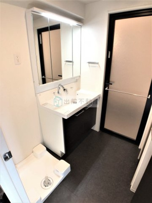 【洗面所】 | グラススペース