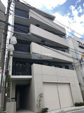 グラススペースの外観