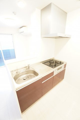 【キッチン】 | エヴァーラスティング千葉 | ※同物件・反転タイプの写真です。