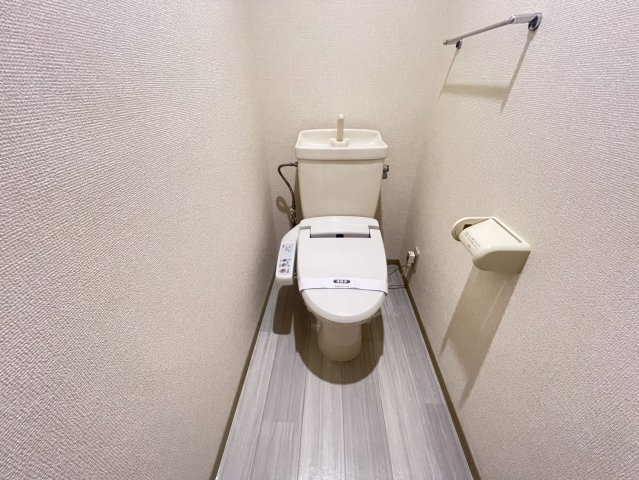 スプリングコートのトイレ|高崎、前橋のお部屋探しはエンドスケープまで！お客様の理想お聞かせ下さい♪