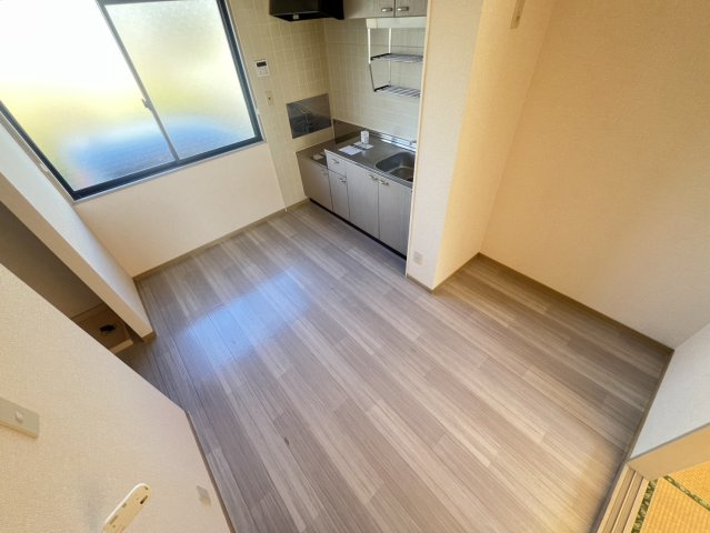 スプリングコートの居間・リビング|高崎、前橋のお部屋探しはエンドスケープまで！お客様の理想お聞かせ下さい♪