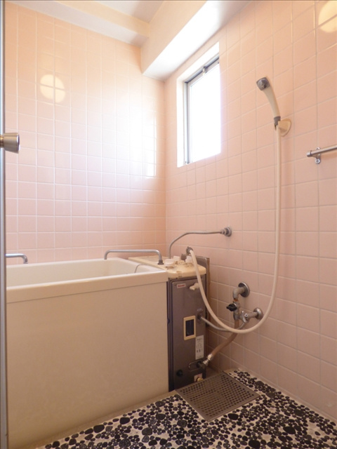 豊月マンションの浴室|お風呂で日々の疲れを落としましょう