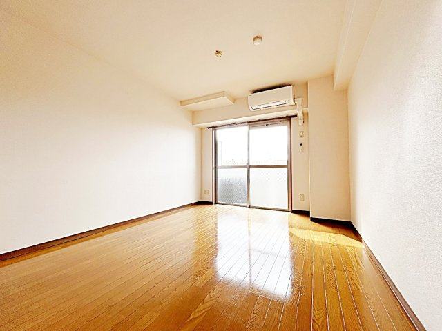 レージュ　ウエストの居間・リビング