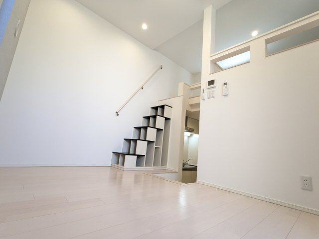 ハーモニーテラス志賀町Ⅲの洋室|202号室写真