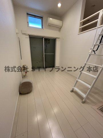 仲介手数料０円！Casa　上坂の居間・リビング