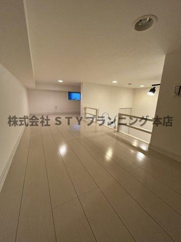 仲介手数料０円！Casa　上坂の洋室