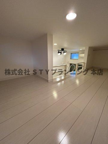 仲介手数料０円！Casa　上坂の洋室