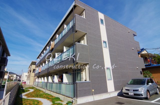 リブリ・フォーエバーの外観