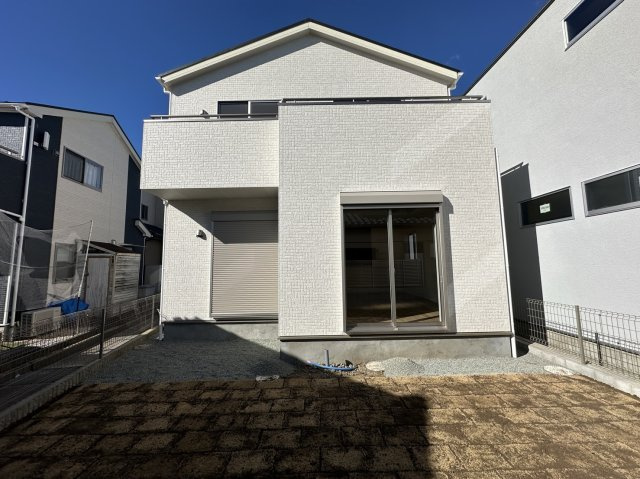 小田原市東町3丁目　並列3台+庭付きのその他