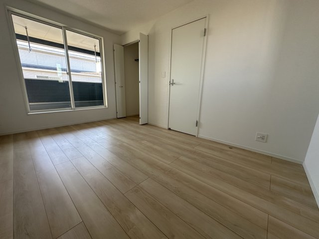 小田原市栢山第22　新築戸建全１棟の洋室