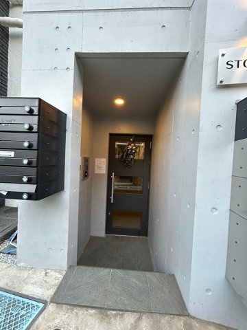 ストーリア荻窪のエントランス|ストーリア荻窪