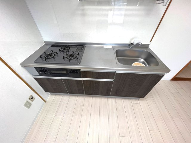 ヴィンテージ本多 Ⅲのキッチン|イメージ（同建物内別部屋の写真です）